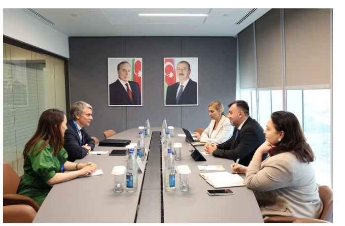 samed-bashirli-obsudil-s-predstavitelem-yeek-oon-razvitie-sotrudnichestva-v-ramkakh-speka