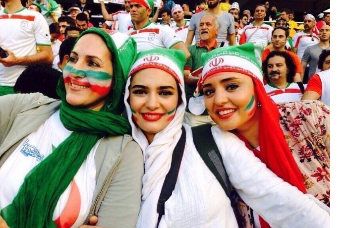 iranskiy-rezhim-trebuet-obyazatelnogo-nosheniya-khidzhaba-v-universitetakh