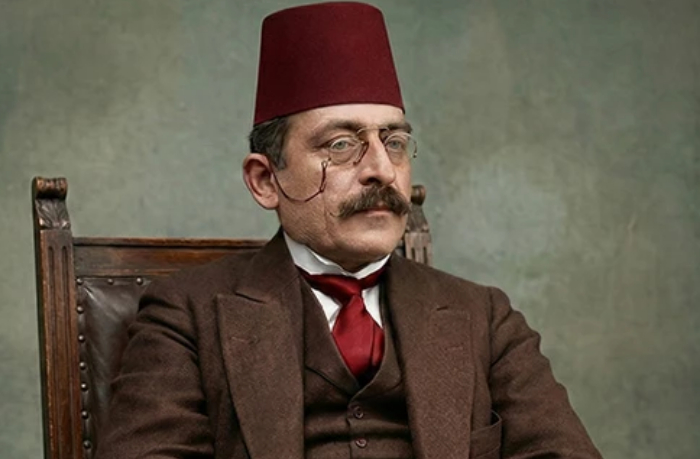 v-turtsii-otkroetsya-barelef-i-imennoy-lektsionnyy-zal-akhmed-beku-agaoglu