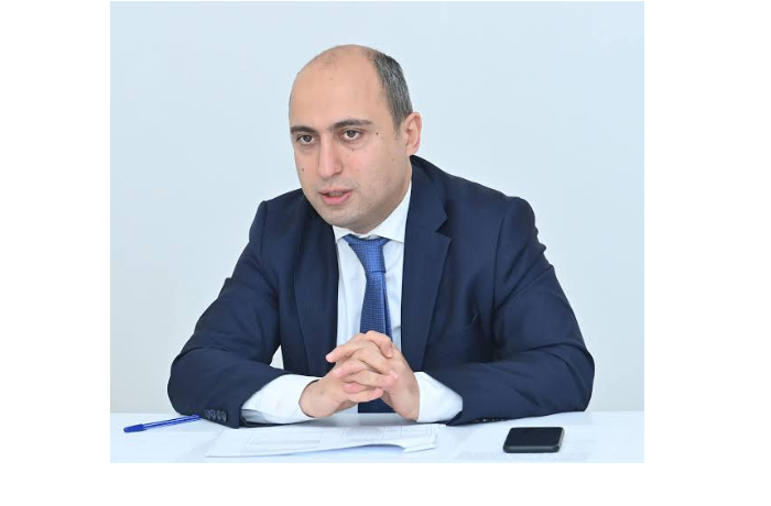 emin-amrullaev-pozdravil-prepodavateley-i-uchashchikhsya-s-dnem-znaniy