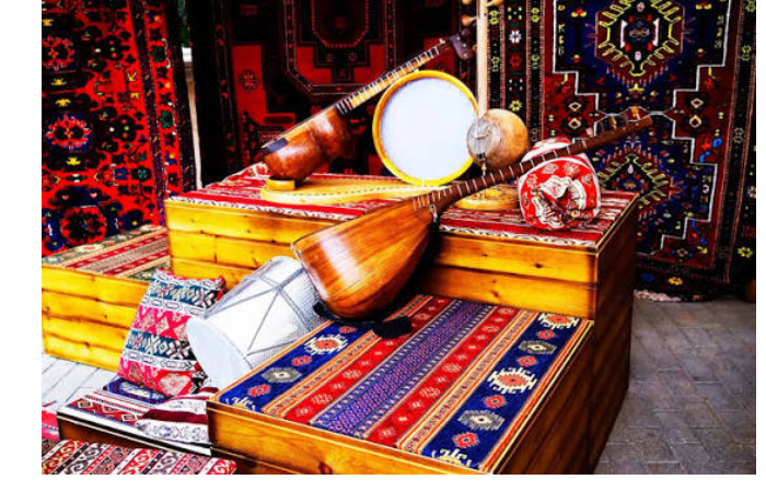 v-azerbaydzhane-otmechaetsya-den-natsionalnoy-muzyki