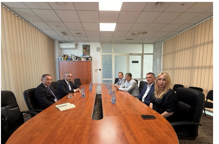 v-rumynii-vyrazili-gotovnost-razvivat-mezhregionalnoe-sotrudnichestvo-s-azerbaydzhanom