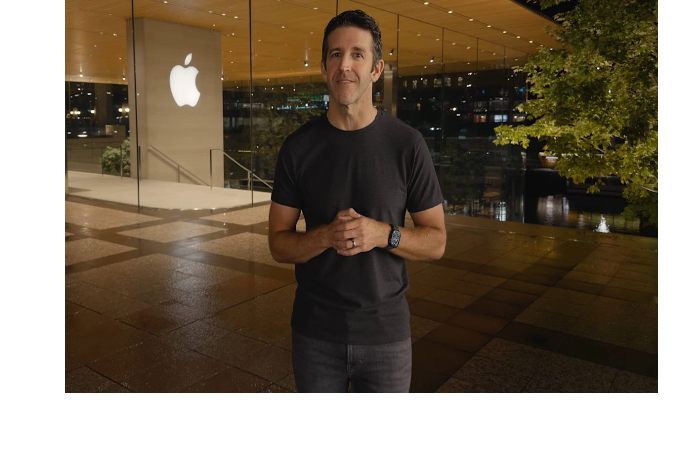 apple-ofitsialno-vozglavil-novyy-rukovoditel