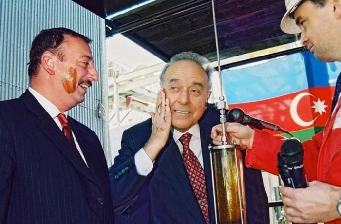 den-podpisaniya-kontrakta-veka