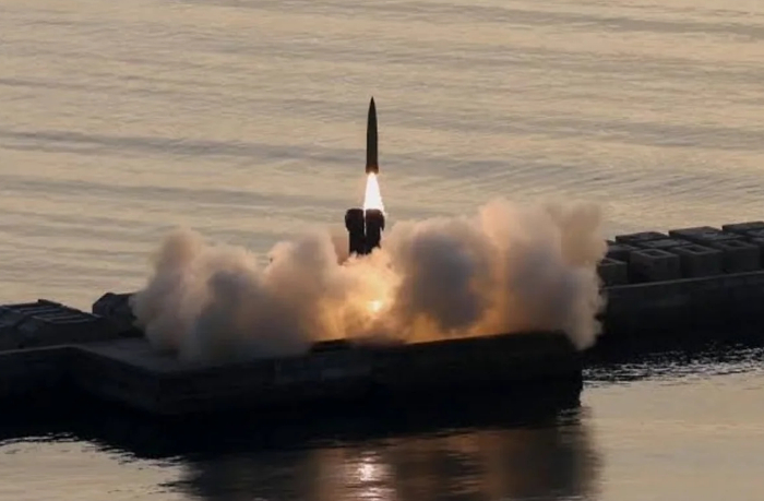 kndr-zapustila-dve-ballisticheskie-rakety-v-storonu-yaponskogo-morya-obnovleno