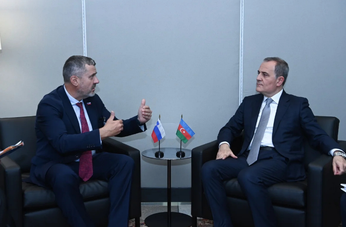 dzheykhun-bayramov-i-glava-mid-slovenii-obsudili-rasshirenie-sotrudnichestva-v-sferakh-energetiki-i-tranzita
