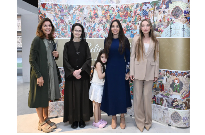 leyla-alieva-prinyala-uchastie-v-otkrytii-vystavki-azerbaydzhanskikh-kovrov-v-vatikane
