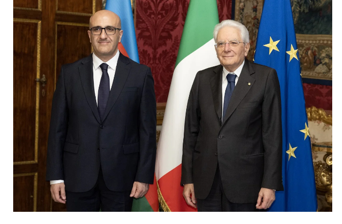 posol-azerbaydzhana-vruchil-veritelnye-gramoty-prezidentu-italii