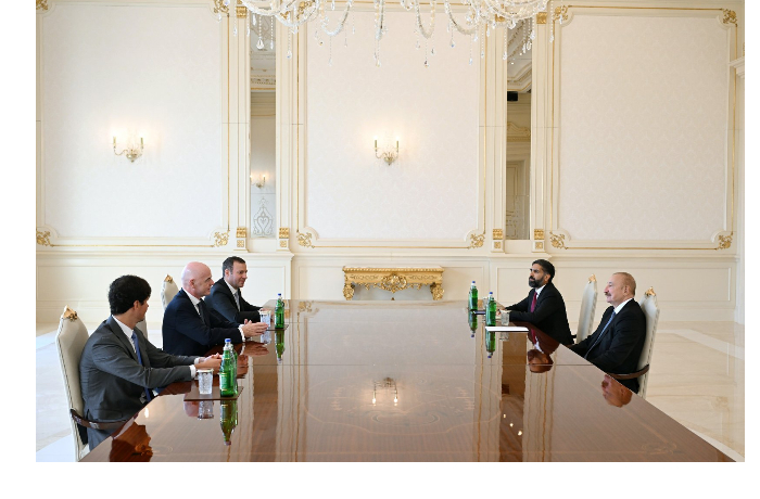 prezident-ilkham-aliev-prinyal-prezidenta-fifa-foto