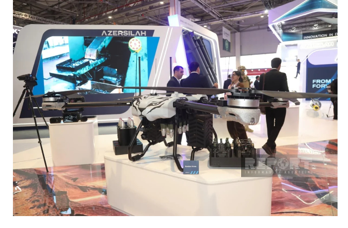 azerbaydzhanskiy-dron-boran-predstavlen-na-adex-2026