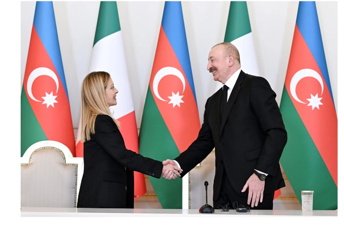 ilkham-aliev-pozdravil-meloni-s-istoricheskim-rekordom-prebyvaniya-na-postu-premera-italii