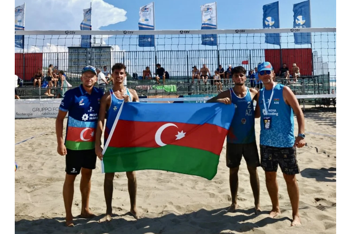 komanda-azerbaydzhana-vyshla-v-pley-off-chempionata-yevropy-po-plyazhnomu-voleybolu