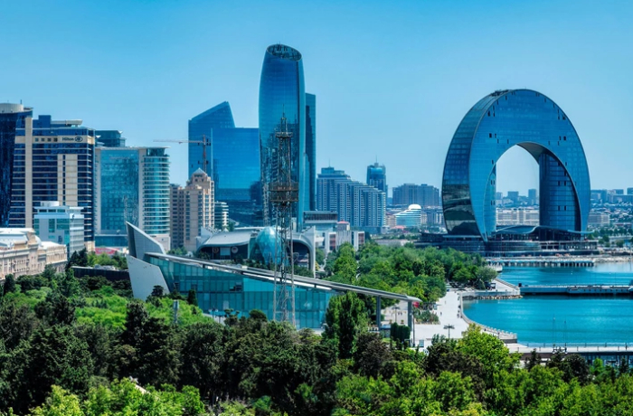 baku-primet-4-yu-klimaticheskuyu-nedelyu-v-ramkakh-rkik-oon