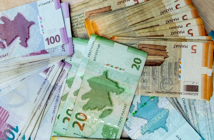denezhnaya-baza-v-azerbaydzhane-vyrosla-pochti-na-15