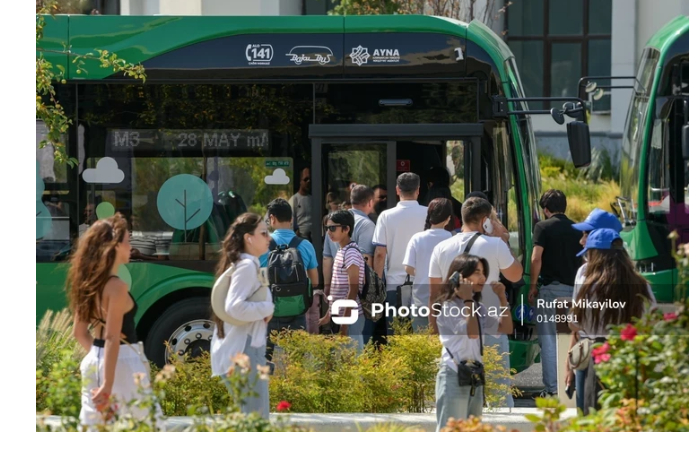 v-baku-posle-razdeleniya-liniy-metro-chislo-passazhirov-nazemnogo-transporta-vyroslo-na-200-tysyach