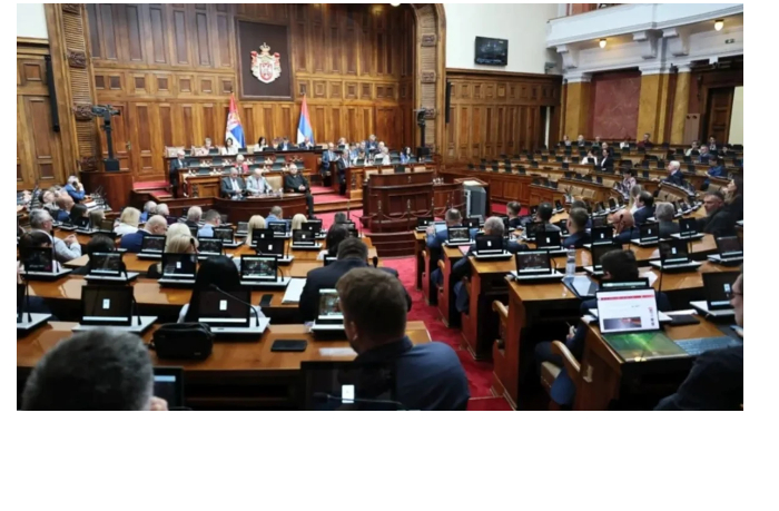 v-serbii-raspustili-parlament
